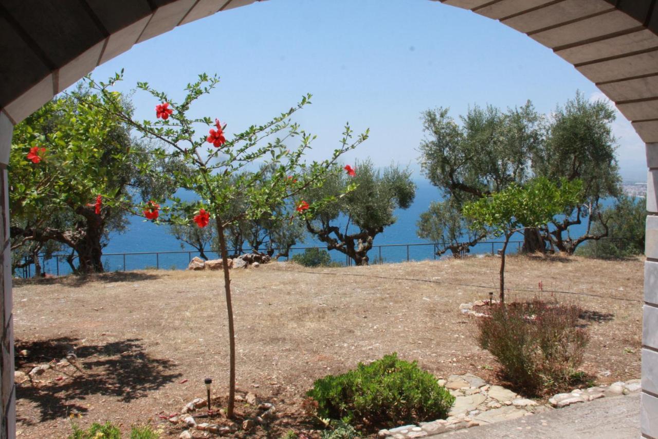 Vila Sea And Mountain View Kalamata Exteriér fotografie